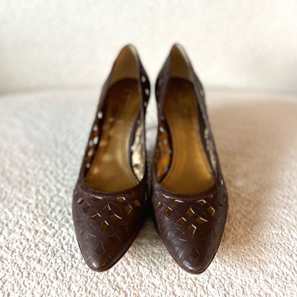 Vintage Bottega Veneta Dark Brown Leather Kitten Heel Pumps - Picture 3 of 6